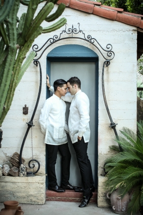 palm-springs-same-sex-lgbt-wedding-courthouse-elopement-intimate-wedding-century-modern-vintage-01