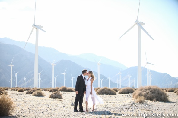 palm-springs-small-wedding-elopement-photography-courthouse-windmills-05